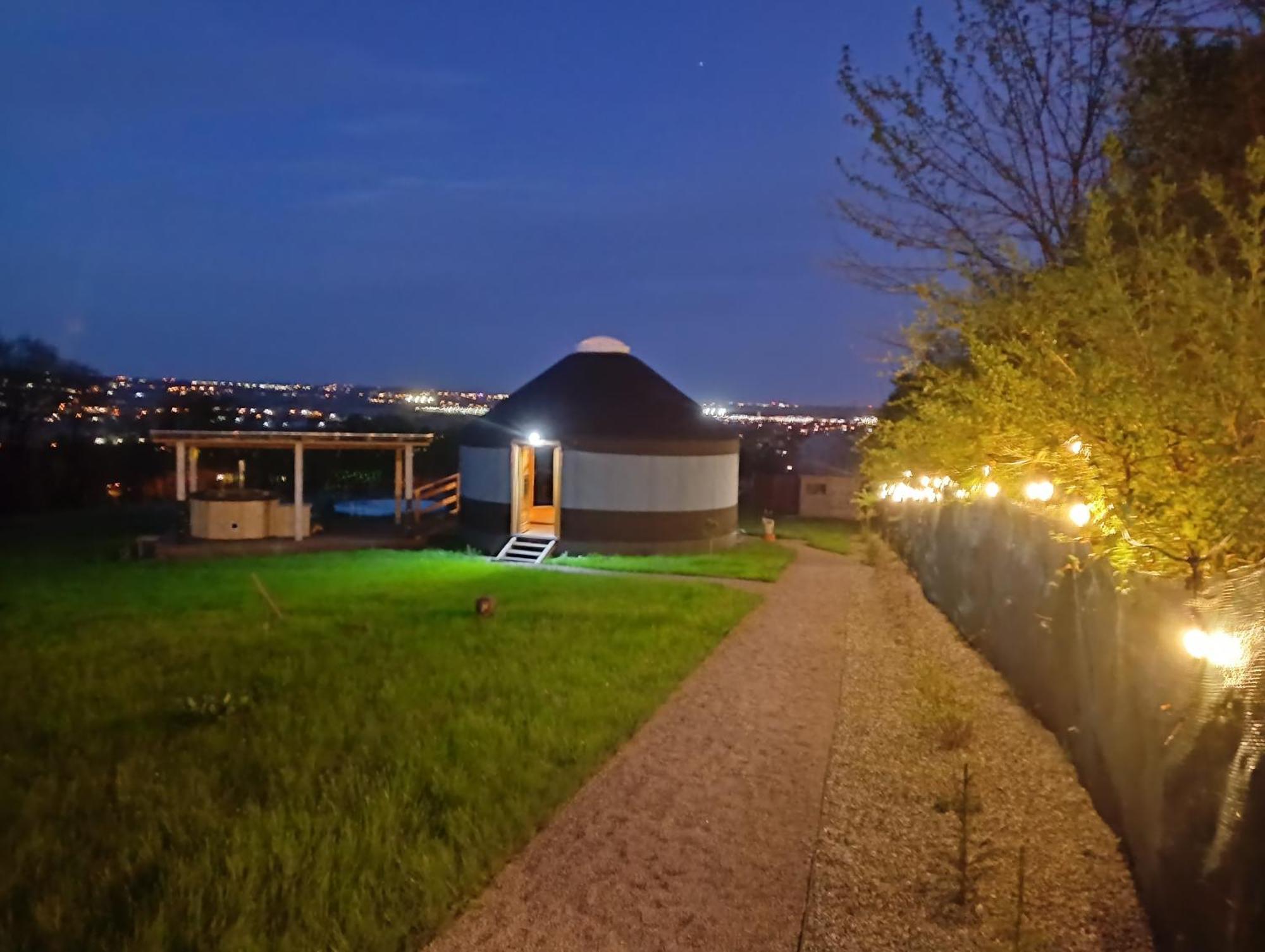 Hotel Glamping Pogorzany - Jurty Zabierzow Exterior foto